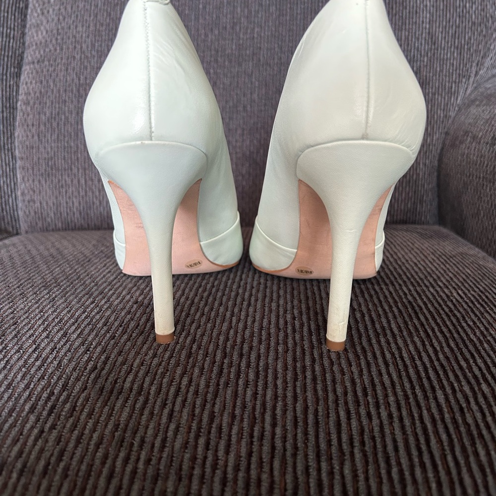 BCBG 8.5 mint peep toe heels - Picture 2 of 5